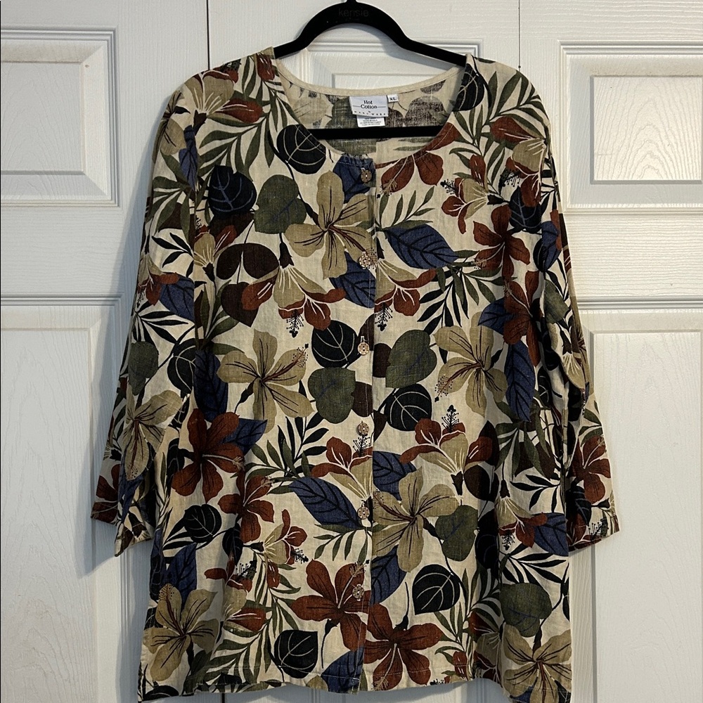 HOT COTTON Size X-Large Earthy Neutral Button Front Shacket Tunic Floral Tan